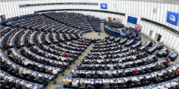 AP için 2001’den itibaren kimlik alanlar oy kullanabilecek