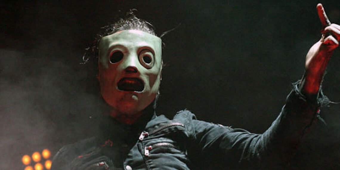 Öfkeli ve hüzünlü şarkı sözleri artışta