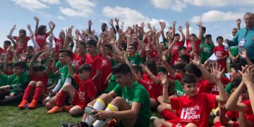 Pile’de Kıbrıslı Türk ve Rum çocuklar bir arada, Akıncı sarayda! (Güncelleniyor)