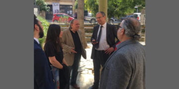 ‘Sanatçılar yalnızca duvara resim asmak için sanat yapmaz’