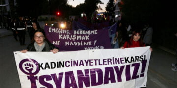 8 Mart yürüyüşü: Kadınlar şiddete karşı korunmasız