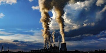 Küresel karbondioksit emisyonu 2018’de rekor seviyeye yükseldi