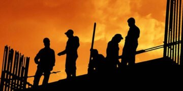 İşverenden kaçak çalıştırdığı işçilere: “Çalışmazsanız döveriz”