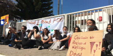 Meclis önünde iklim eylemi: Artık harekete geçme zamanı