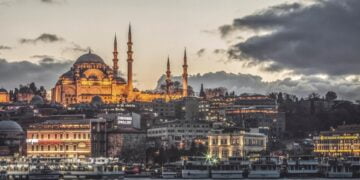 NYT: İstanbul kararı sosyal kargaşa ve yeni bir ekonomik kriz ihtimalini artırdı