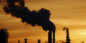 Gelecek için fosil yakıtları azaltmalı, sınırlandırmalı, hayatınızdan çıkartmalıyız