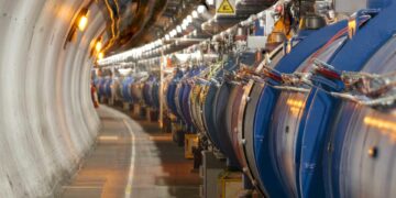 CERN’de en ağır atom altı parçacık gözlendi