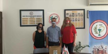 İşitme ve konuşma engelliler iletişim sorunu yaşıyor: Çözüm şeffaf maske