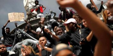 Sadece Kıbrıslı Türklerin mağduriyetlerini görmek yetmez – Umut Bozkurt