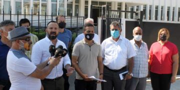 Hükümet partizanca ve adaletsizce istihdam yapıyor