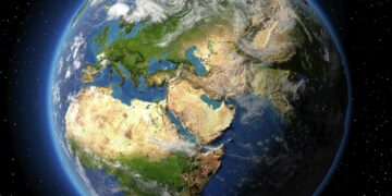 İnsan kaynaklı karbon emisyonları stratosfer tabakasını daraltıyor