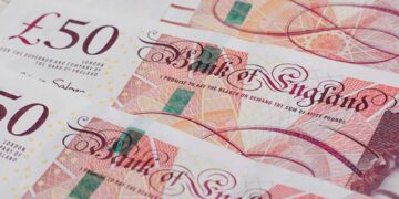 STG 16.48, Euro 13.85, Dolar 12.30 TL