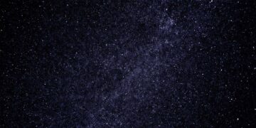 Cüce galakside alışılmadık derecede büyük kara delik keşfi