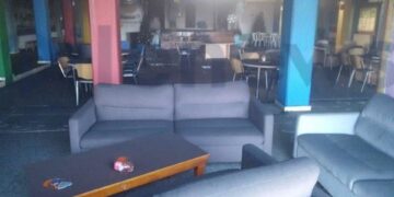 Aşı karşıtları, Limasol İlkokulu’na bomba koydu