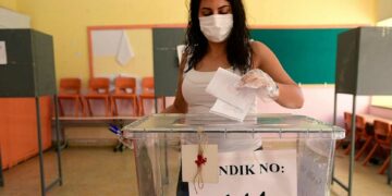 Verilen karma oyların yarısından fazlası yandı!