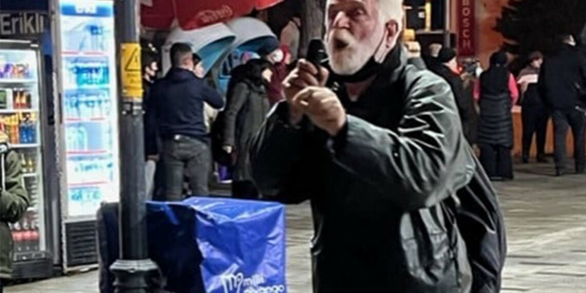 Müzik gerçeğin (ve müzisyenin) aynasıdır[*] – Temel Demirer