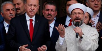 “Yeni Türkiye” raporu: Milliyetçilik yükseliyor, siyasal İslamcılık katılaşıyor