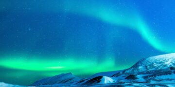 İklim bilimciler alarmda: Hem Güney hem Kuzey Kutbu’nda rekor sıcaklık