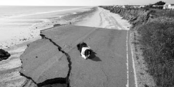 İklim krizi burada: Birleşik Krallık kıyılarında, deniz seviyesinin yükselmesi hızlanıyor