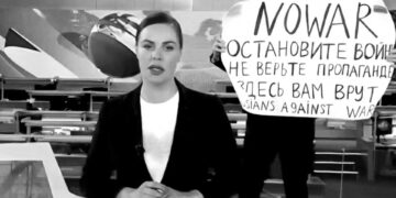 Savaşı protesto eden Rus gazeteciye para cezası