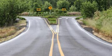 Normal ve Marjinal | Nuri Sılay