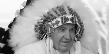 Papa, Kanada’da kilise okullarındaki istismarlar nedeniyle özür diledi