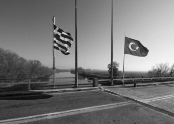 Ege sorunu: Türkiye ve Yunanistan hangi konularda anlaşamıyor? | Video