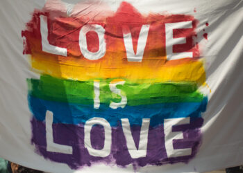 Singapur, eşcinsel ilişkiyi suç sayan düzenlemeyi kaldırıyor