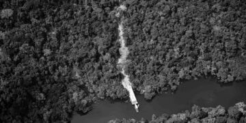 50 yıllık ‘soykırım’ tamamlandı: Brezilya’da kabilesinin son üyesi ‘Delikli Adam’ öldü