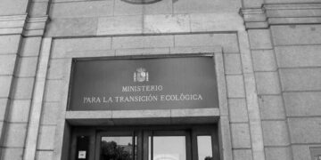 İspanya’dan da enerji tasarrufu hamlesi: Mağazalar vitrin ışıklarını söndürecek