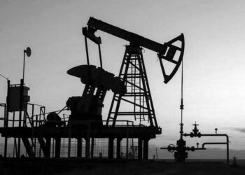 Petrol talebi 2025’ten önce zirveyi görebilir