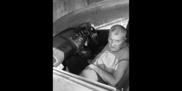 Bu fotoğrafa çok iyi bakın | Halil Karapaşaoğlu