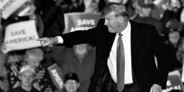 ‘Trump’ dizisinin sıcak ikinci sezonu – Memduh Muheyni