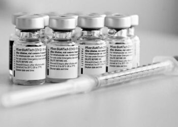 Kıbrıs Cumhuriyeti Sağlık Bakanlığı Covid-19’a karşı 4. doz aşı önerdi