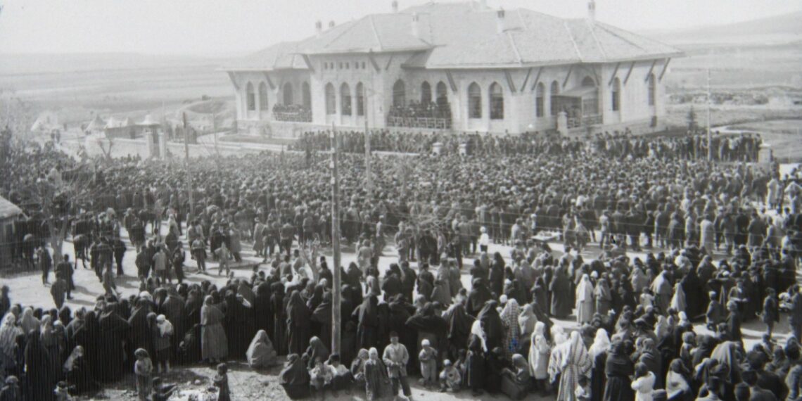 1923 Cumhuriyet ilanı bir “Devrim” miydi? | Recep Maraşlı