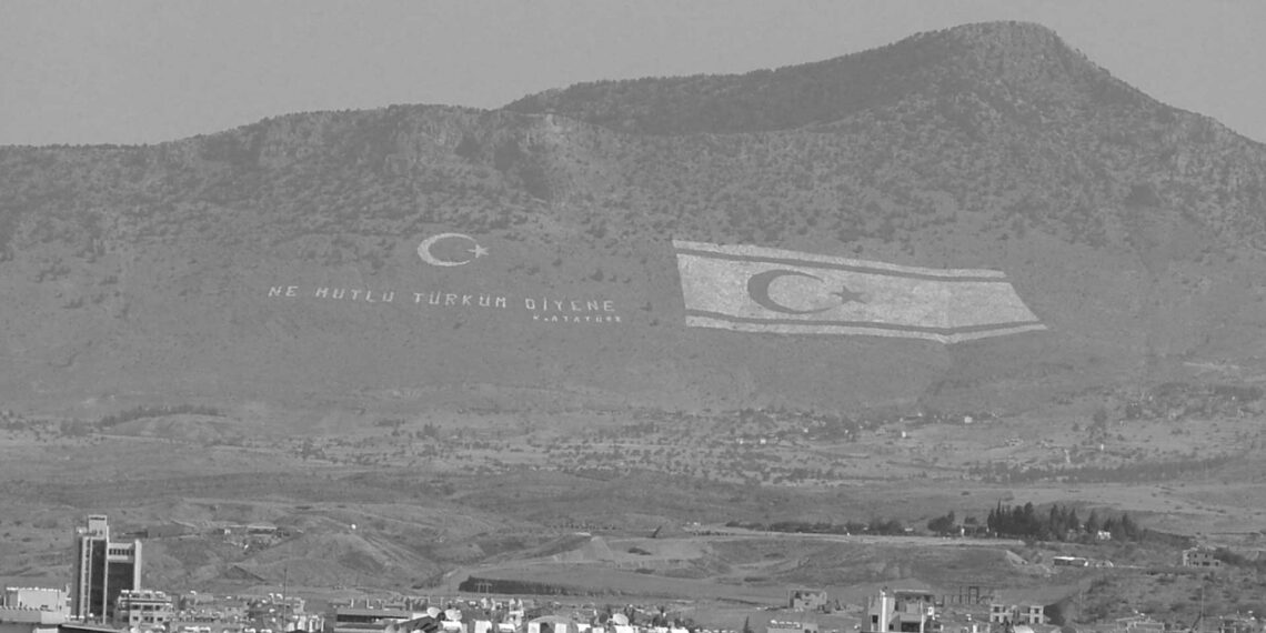 Beşparmak Dağları üzerimize tükürüyor | Chrystalla Hadjidemetriou | Phileleftheros [GR-TR]