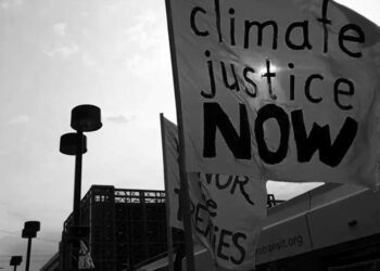 “Milyarderler, ortalama bir insandan bir milyon kat daha fazla sera gazından sorumlu”