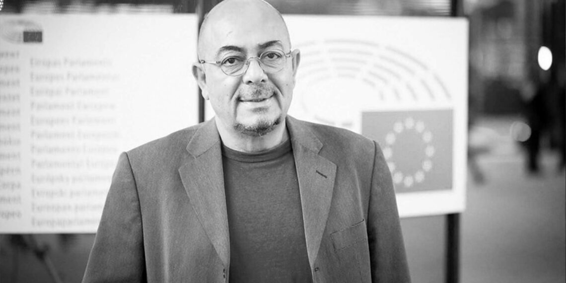 Niyazi Kızılyürek’ten yeni kitap: “Barış Mezarlığı”