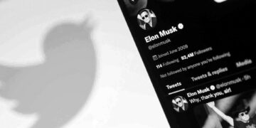 Elon Musk Twitter ofisini kilitledi