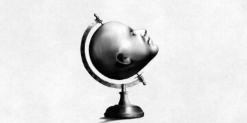 Aramızdan ayrılan Başpiskopos ve yerine gelecek olan | Antonis Polydorou | Politis [GR-TR]