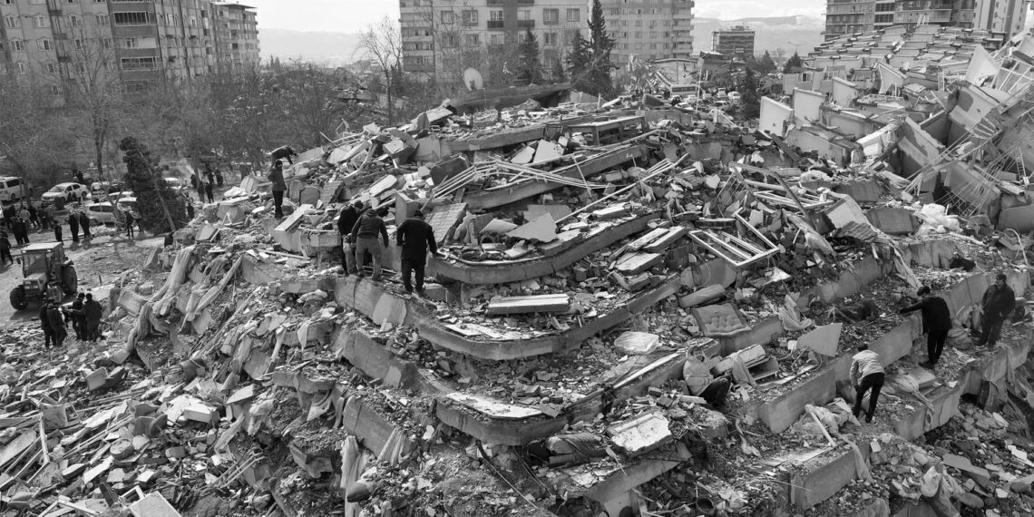 Depremlerin yol açtığı yer hareketleri uzaydan haritalandırıldı