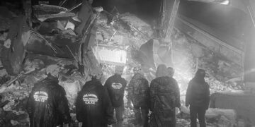 İsias Hoteli enkazından numuneler alındı