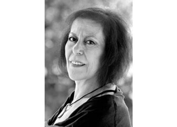 İyileştiren tek şey anlatmaksa 🤍 Filiz Naldöven