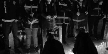 Türkiye’de kadınlar engellere rağmen bir arada