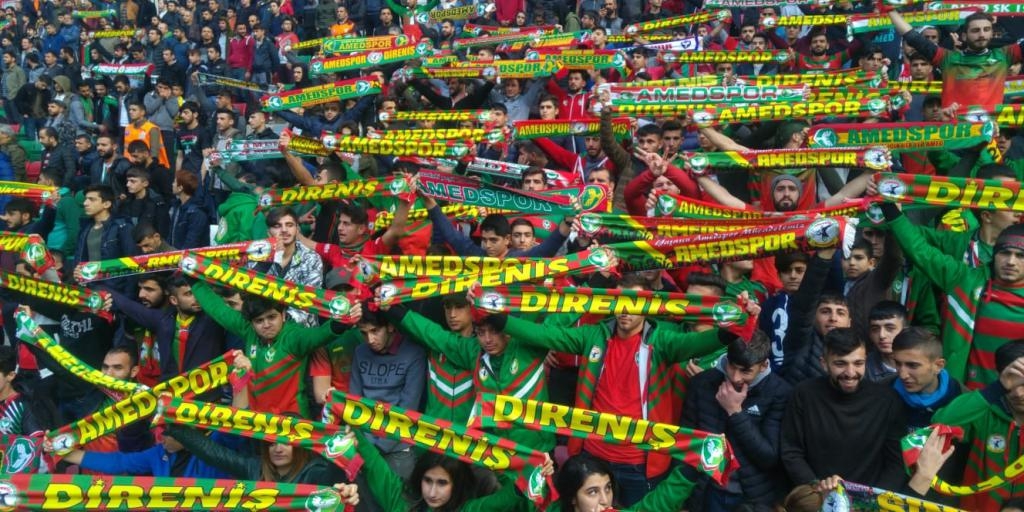 Demirtaş: Sen başını dik tut; bunların ağa(r)babalarına teslim olmadık, artıklarına mı boyun eğeceğiz!