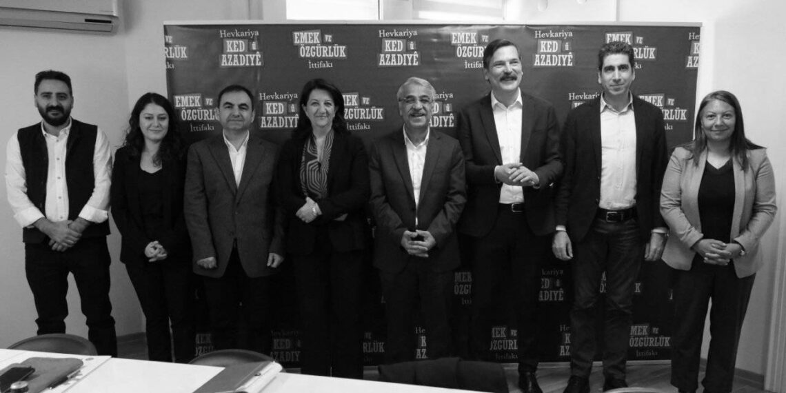 Emek ve Özgürlük İttifakı uzlaştı: “Seçime ittifak olarak giriyoruz”