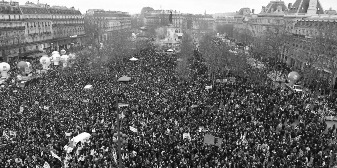 Fransa’da isyan dinmiyor, çatışmalar sürüyor | Foto-Video
