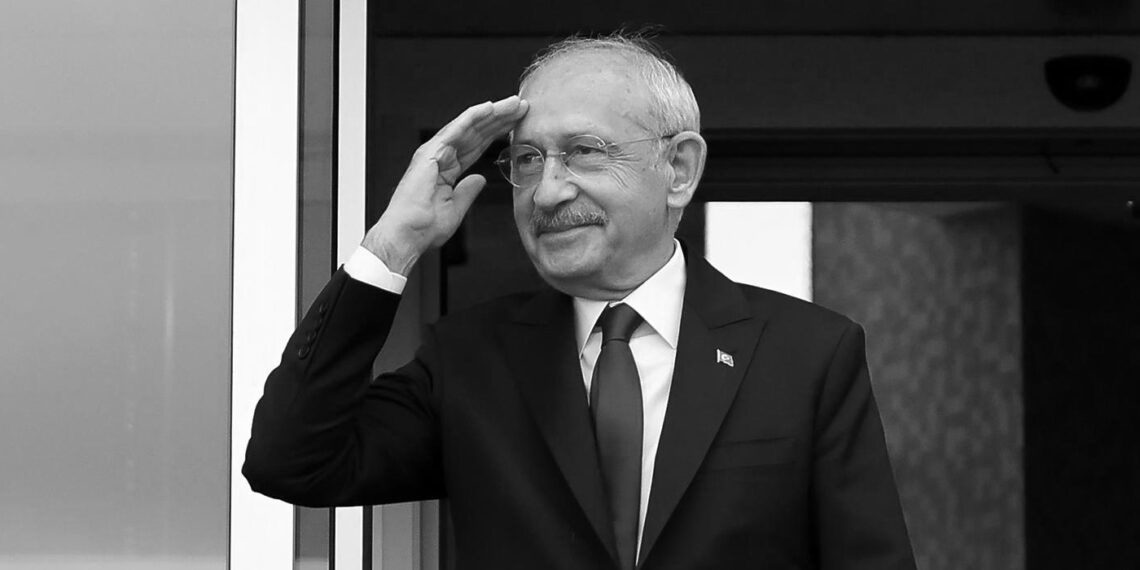 Kemal Kılıçdaroğlu Cumhurbaşkanı adayı ilan edildi