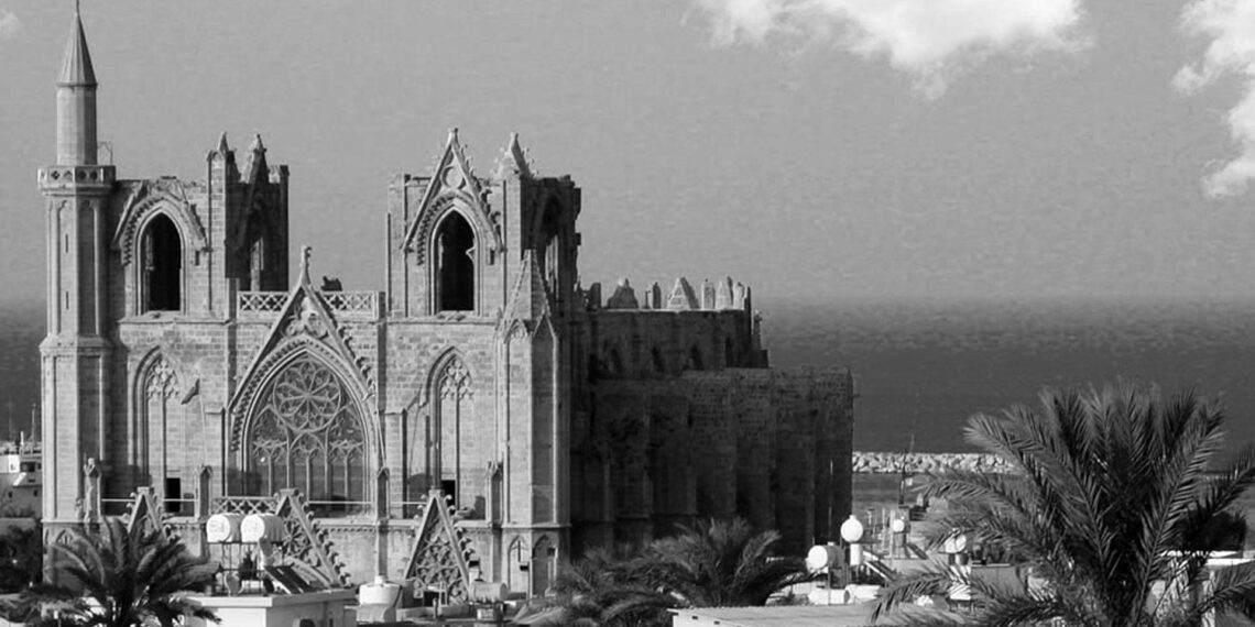 “Taş evleri ve tarihi dokuyu yok etmenize izin vermeyeceğiz!”