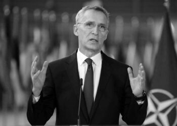 İsveç ve Finlandiya NATO üyeliğine bir adım daha yaklaştı